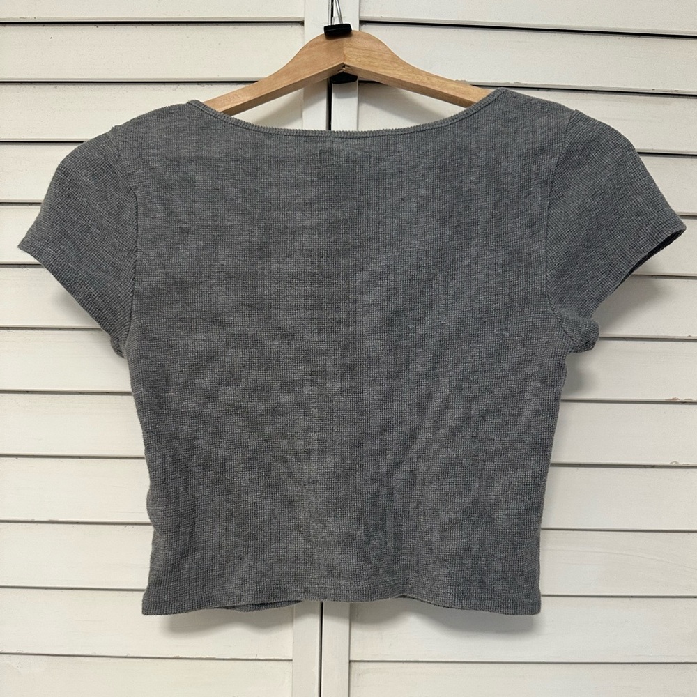 Assorted Crop Tops, Assorted Sizes - Picture 11 of 16